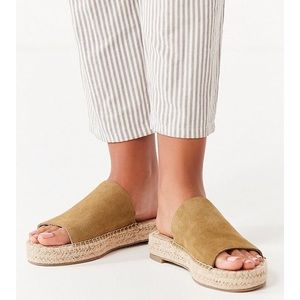 Urban Outfitters Mimi Espadrille Slide Size 8